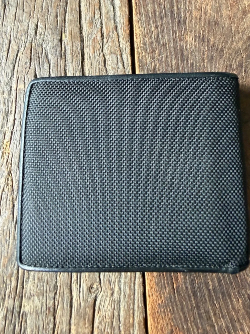 Tumi Global Center Flip Pass Case Wallet - Picture 4 of 5